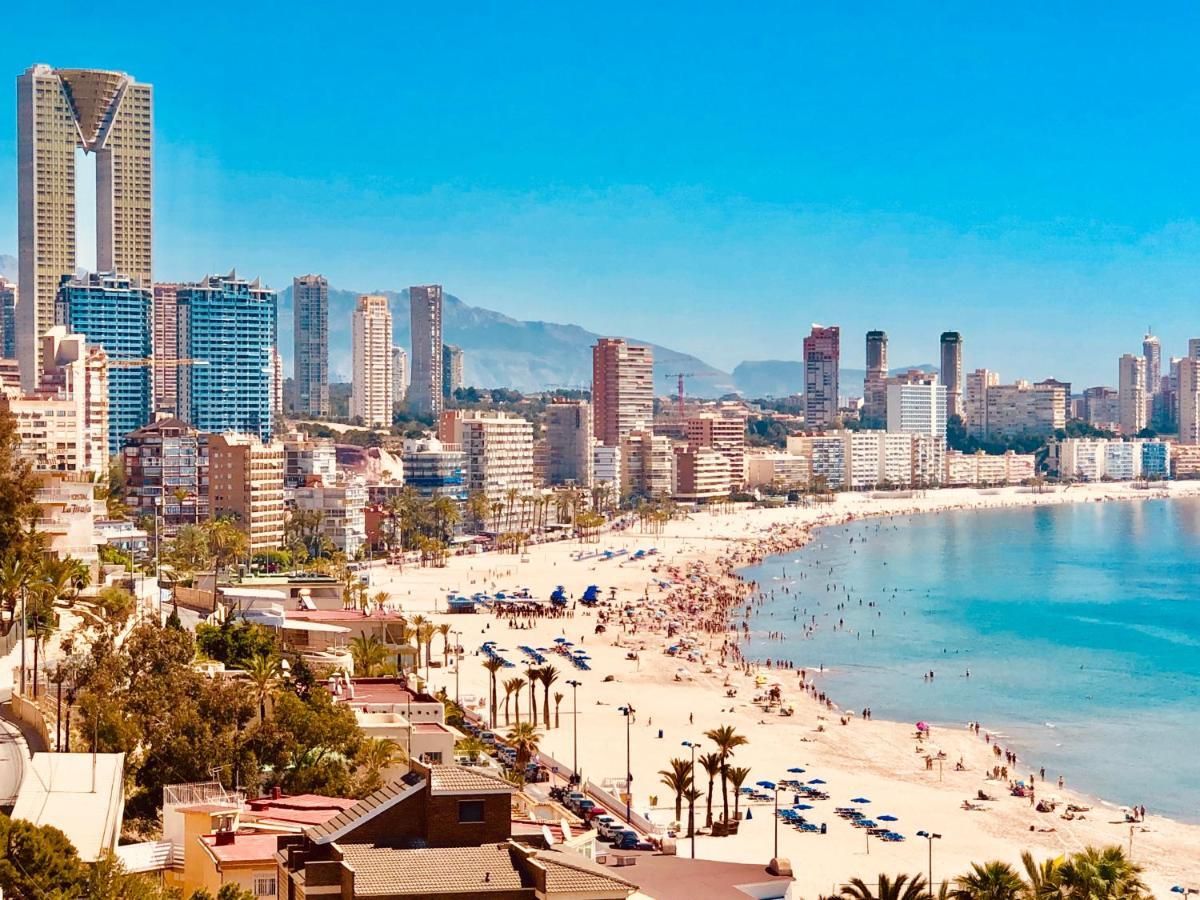 Luxurioeses Apartment In Benidorm Mit Pool エクステリア 写真